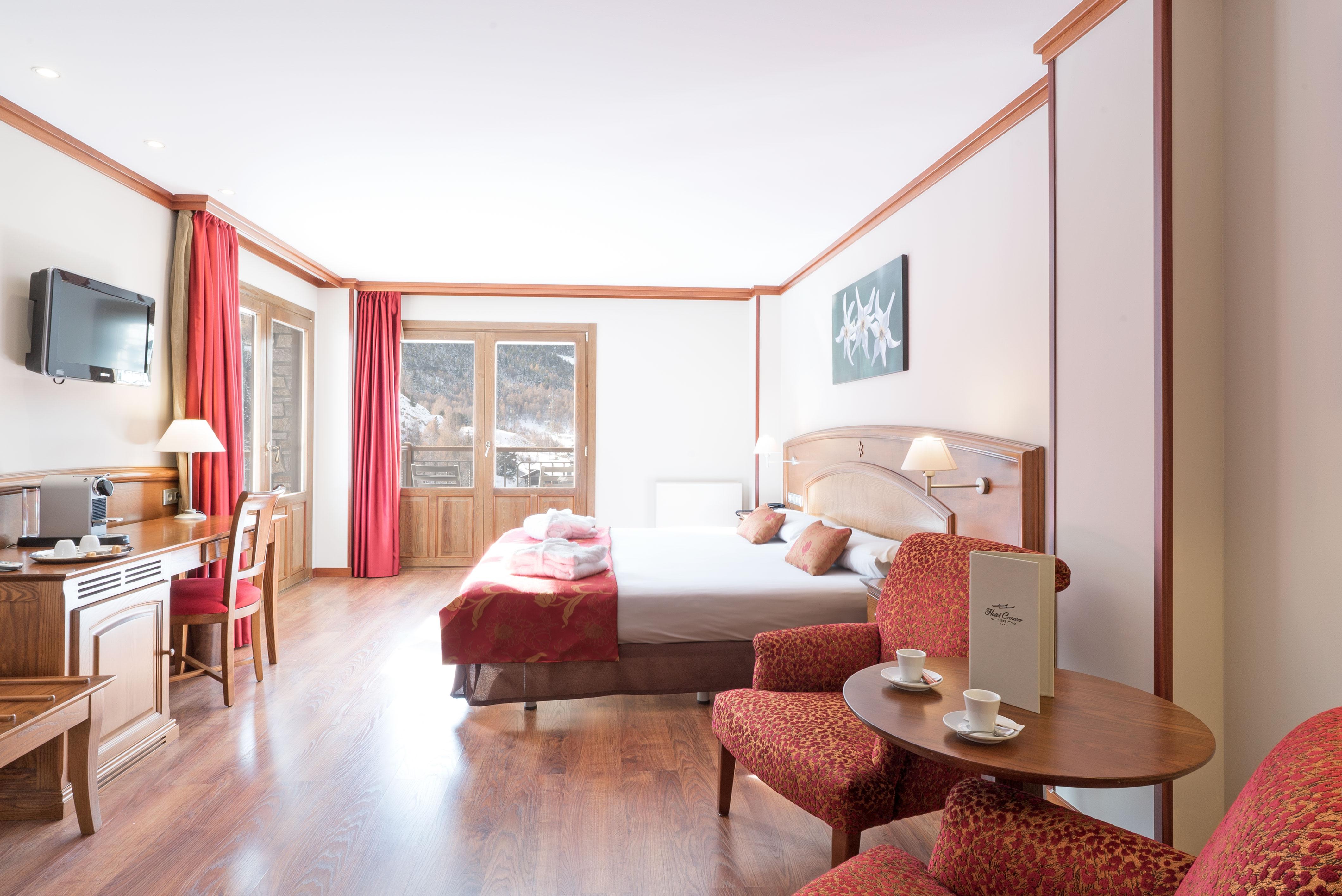 Serras Andorra Солдеу Екстериор снимка