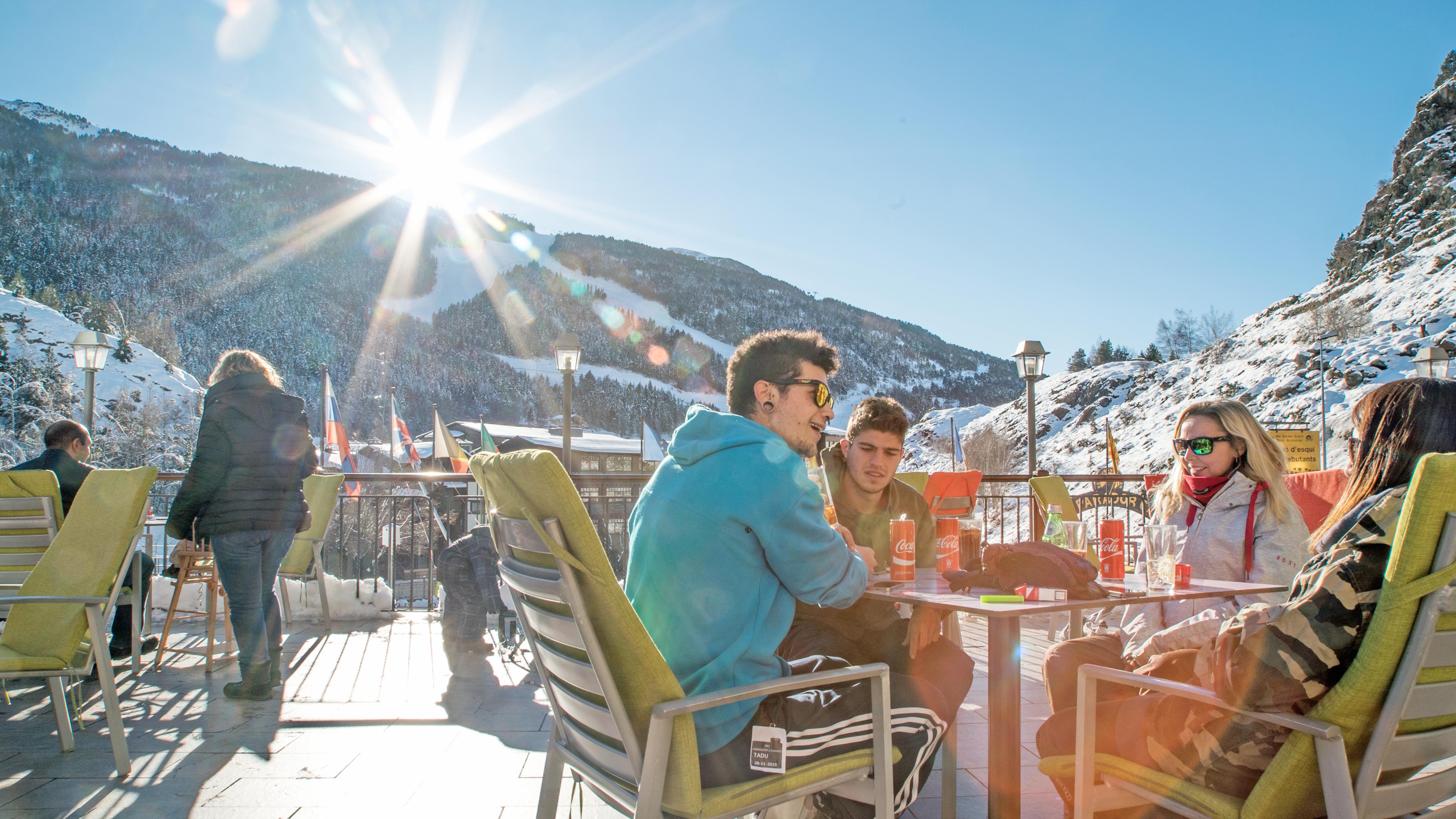 Serras Andorra Солдеу Екстериор снимка